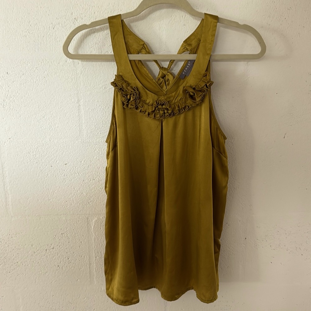 Stunning 100% chartreuse tank blouse S/M
